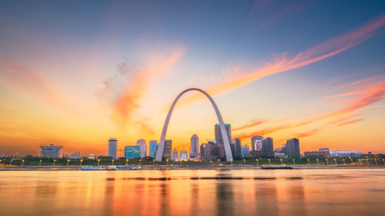 STL arch 1024x576