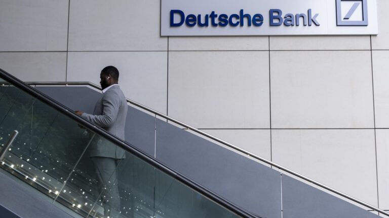 108010895 1721802515623 gettyimages 2159801553 20240702 deutsche bank 008