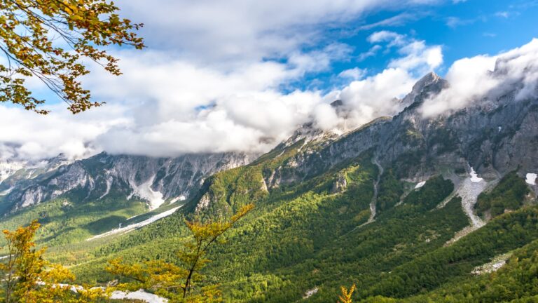 108092065 1737733567762 gettyimages 1596336703 albania 2021 10 01 0766