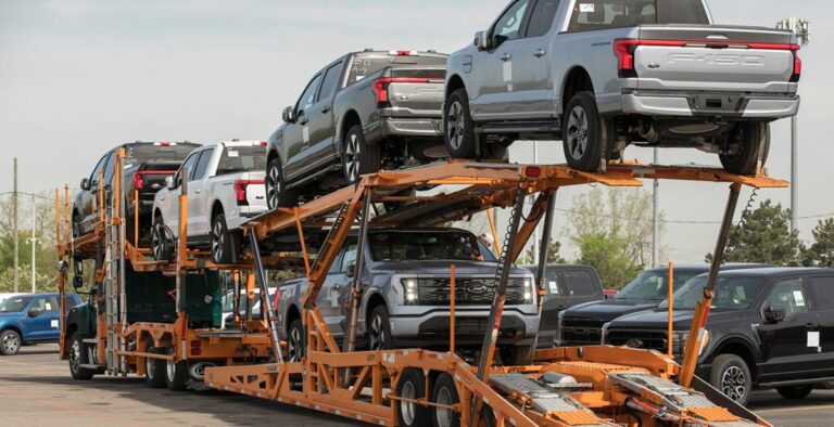 ford f 150 lightning ships