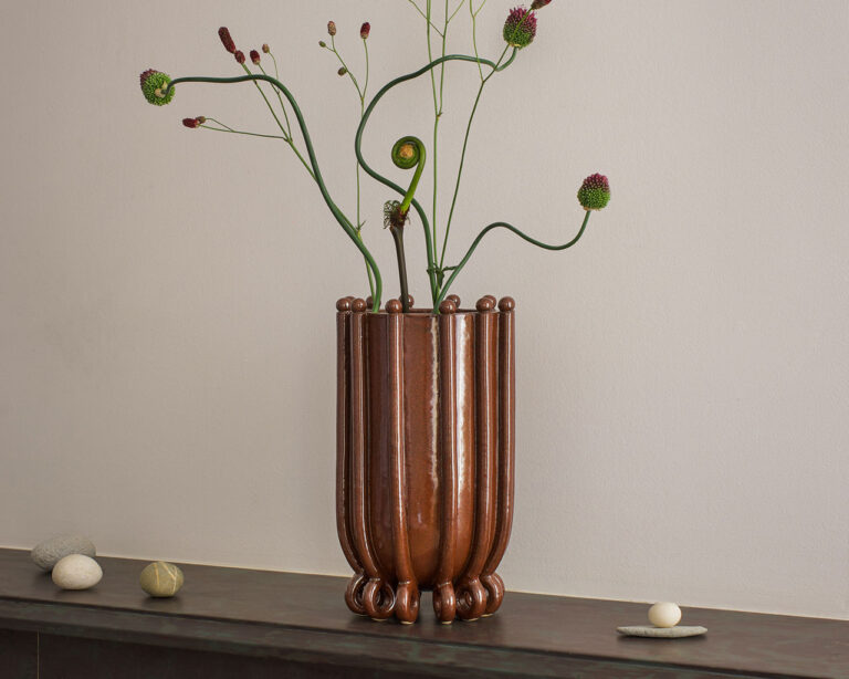 Devin Wilde 00 Vessel No III iron