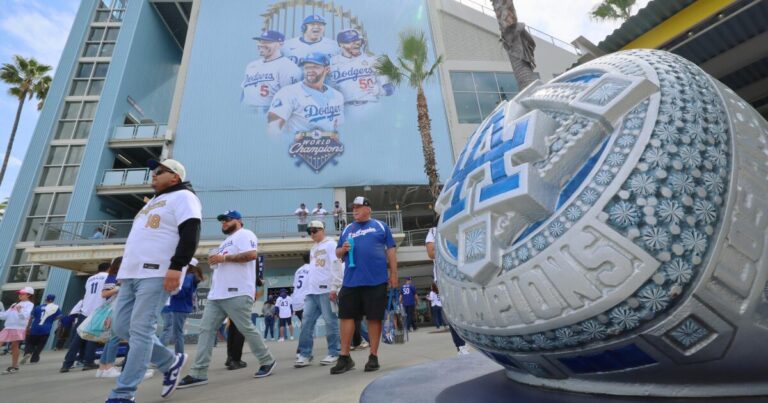 urlhttps3A2F2Fcalifornia times brightspot.s3.amazonaws.com2F552Fc62F994b19184e4ba9c76cd1f57f7a482F1499879 0327 sp dodgers tigers 44 ajs c