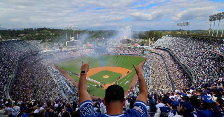 urlhttps3A2F2Fcalifornia times brightspot.s3.amazonaws.com2F722Fc02F21ea3cde4097b3ab72ed944477432F1499879 0327 sp dodgers tigers 38 ajs