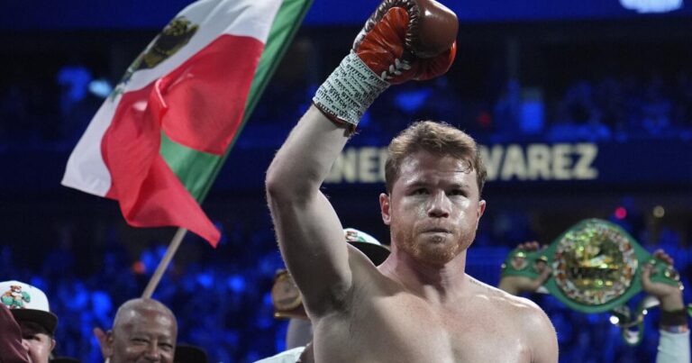 urlhttps3A2F2Fcalifornia times brightspot.s3.amazonaws.com2Fca2Fb42F1703e7bf491d8b19621825ba41332Fcanelo alvarez riyadh season boxing 24873